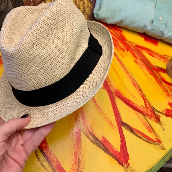 Hat - Picture 3 of 3